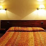 Hotel Cactus