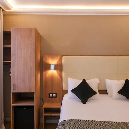 Hotel Cactus 3*