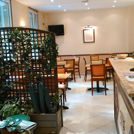 Cactus Hotel Paříž