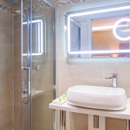 Cactus Hotel 3*
