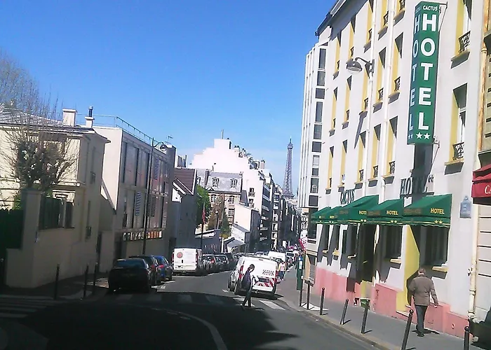 Отель Cactus Париж