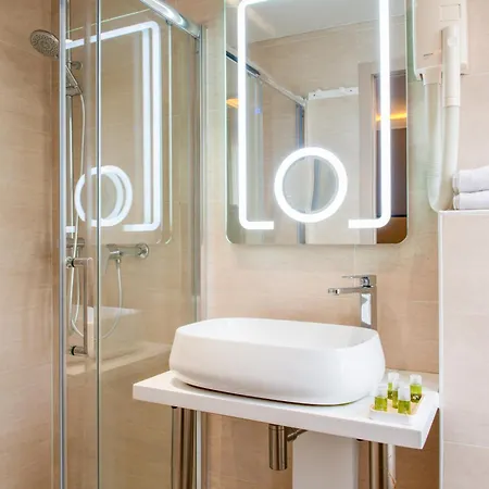 Cactus Hotel 3*