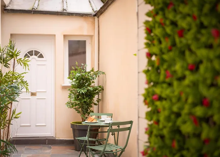 Cactus ホテル パリ